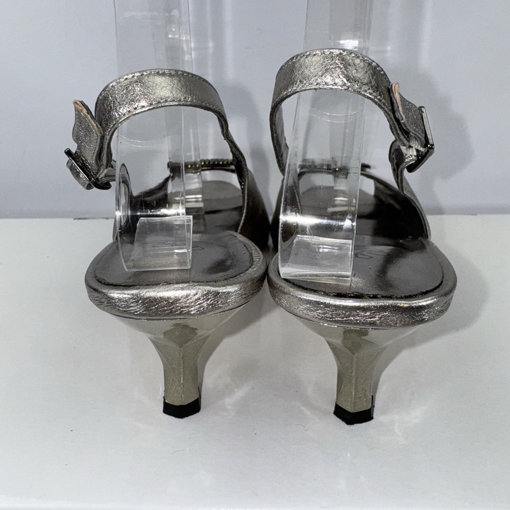 J. Renee Classic Silver Peep Toe Silver Metallic Slingback Kitten Heels Size 7 N - Picture 7 of 16